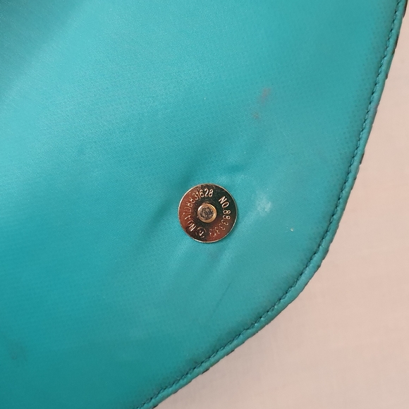 Green Snakeskin Embossed Envelope Clutch Bag - Picture 5 of 6